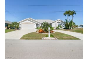 4538 Se 6th Ct, Cape Coral