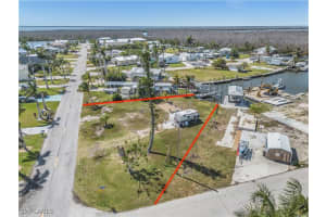 2375 York Rd, St James City