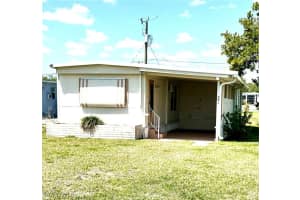 329 Lantern Ln, North Fort Myers