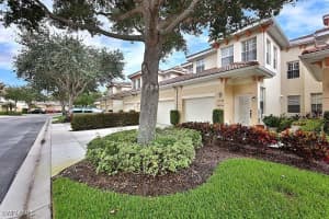 3060 Horizon Ln 1405, Naples