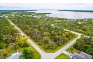 12253 Endicott Ln, Port Charlotte
