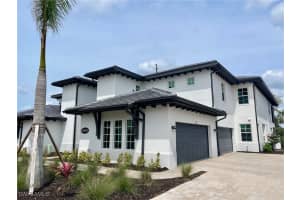 16903 Fairgrove Way 102, Naples