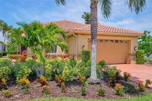 16300 Willowcrest Way, Fort Myers