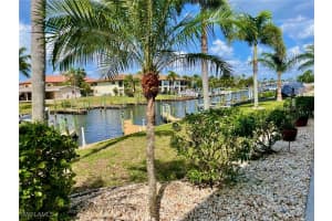 1615 Se 46th Ln 106, Cape Coral