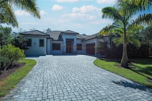 260 23rd St Nw, Naples