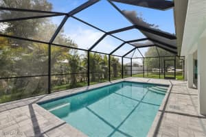 2423 Nw 20th Pl, Cape Coral