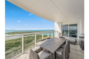 13915 Old Coast Rd Ph01, Naples