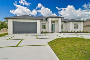 143 Nelson Rd N, Cape Coral