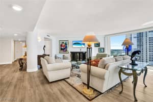 4041 Gulf Shore Blvd N 1002, Naples