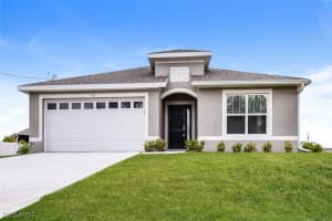 913 Ne 36th Ln, Cape Coral