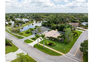 2308 Kings Lake Blvd, Naples