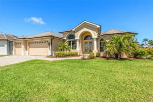 2215 Sw 45th Ter, Cape Coral