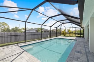 1733 Nw 9th Ter, Cape Coral