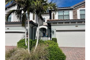 9484 Casoria Ct 202, Naples