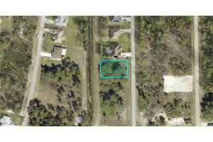 526 Beach Ave S, Lehigh Acres