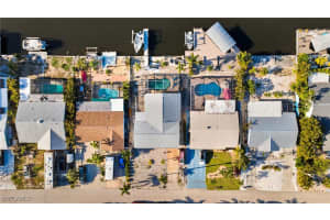 17638 Corallina Dr, Matlacha Isles