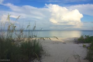 11687 Keewaydin, Naples