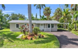 135 Standish Cir, North Fort Myers