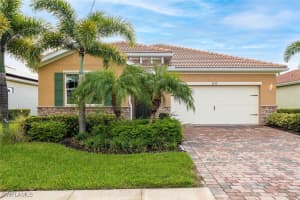 2899 Sunset Pointe Cir, Cape Coral