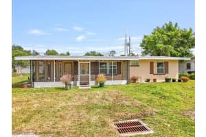 48 Victoria Dr, North Fort Myers