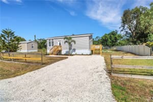 8093 Marx Dr, North Fort Myers