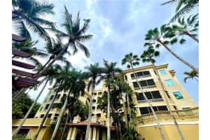 2748 Tiburon Blvd E C-103, Naples