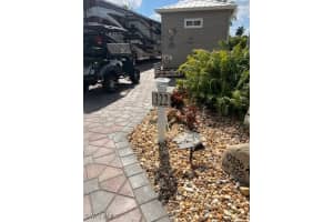10336 Fire Flag Trl, Fort Myers