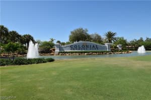 10072 Oakhurst Way, Fort Myers