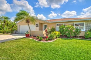 2256 Club House Rd, North Fort Myers