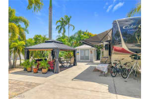 10078 Ramblewood Ct, Fort Myers