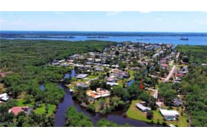 2466 N Westwood Dr, North Fort Myers