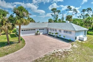 17506 Cape Horn Blvd, Punta Gorda