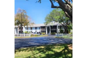 4641 Lakeside Club Blvd 11-c2, Fort Myers