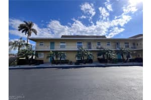 401 Charlemagne Blvd 202c, Naples 401 Charlemagne Blvd 202c, Naples