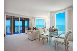 8111 Bay Colony Dr 1403, Naples