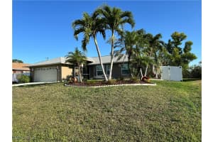 217 Sw 17th St, Cape Coral