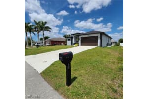 1813 Ne 21st St, Cape Coral
