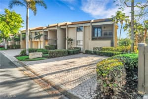 5015 Harbortown Ln 104, Fort Myers