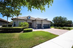 7520 Blackberry Dr, Naples