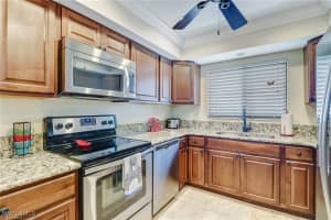 4240 Steamboat Bend 406, Fort Myers