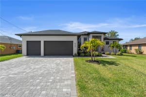 3724 Sw 3rd St, Cape Coral