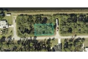 7501 Sara Ave N, Lehigh Acres