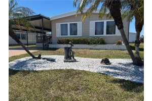 196 Palm Harbor Dr, North Port