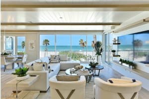 145 Barefoot Cir 4-4, Bonita Springs