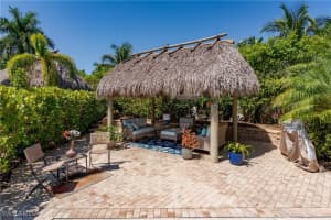13572 Snook Cir, Naples