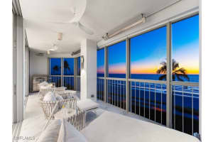 4951 Gulf Shore Blvd N 103, Naples