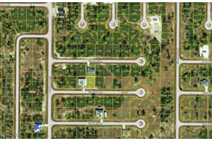 8 Transon Ln, Placida