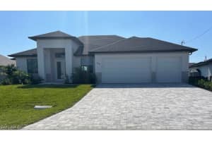 102 Sw 36th Pl, Cape Coral