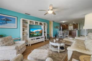 1006 Se 46th St 2b, Cape Coral