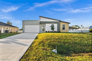 2814 Nw 5th Ter, Cape Coral